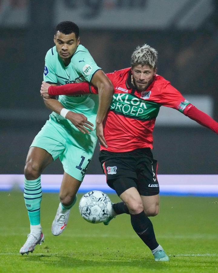 决定榜首归 决定榜首归