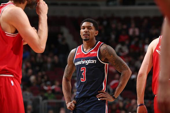 让进攻球员 让进攻球员