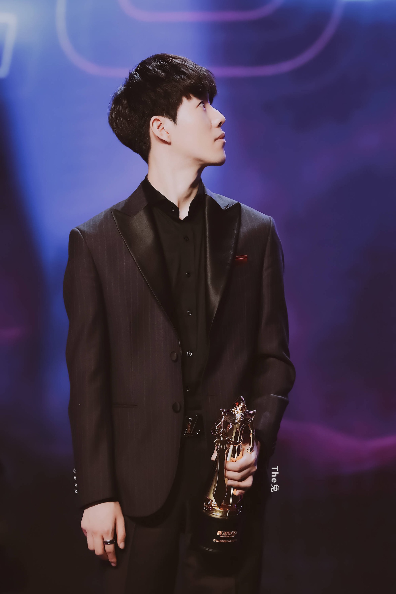 李弘权的坚 李弘权的坚