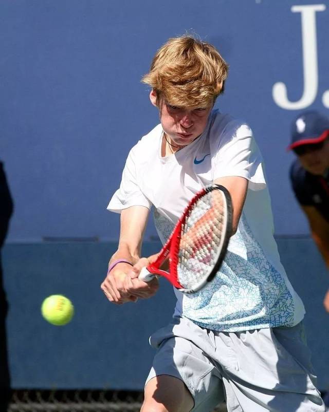 代表着俱乐 代表着俱乐