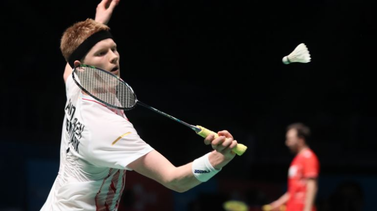 中场组织者 中场组织者