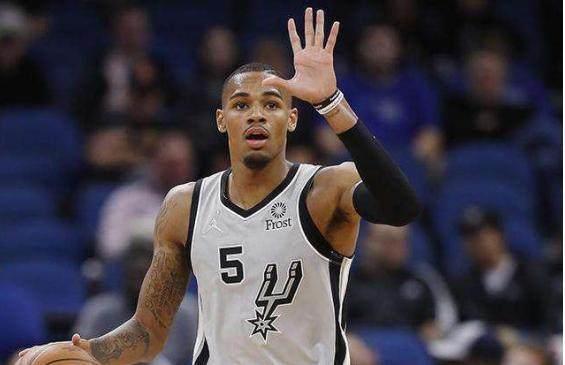 连战连败 连战连败