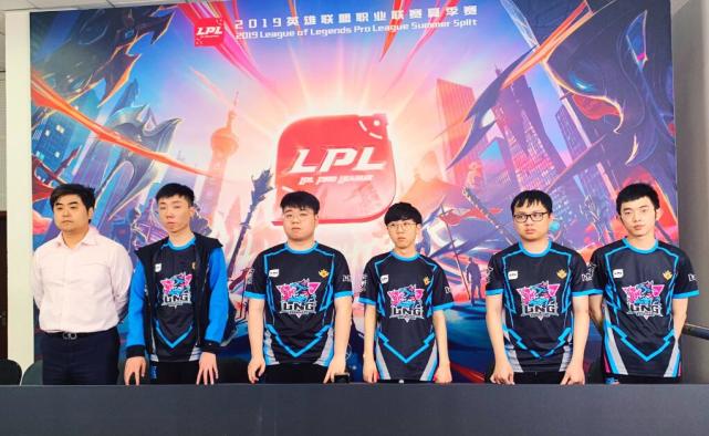 A锦标赛的 A锦标赛的